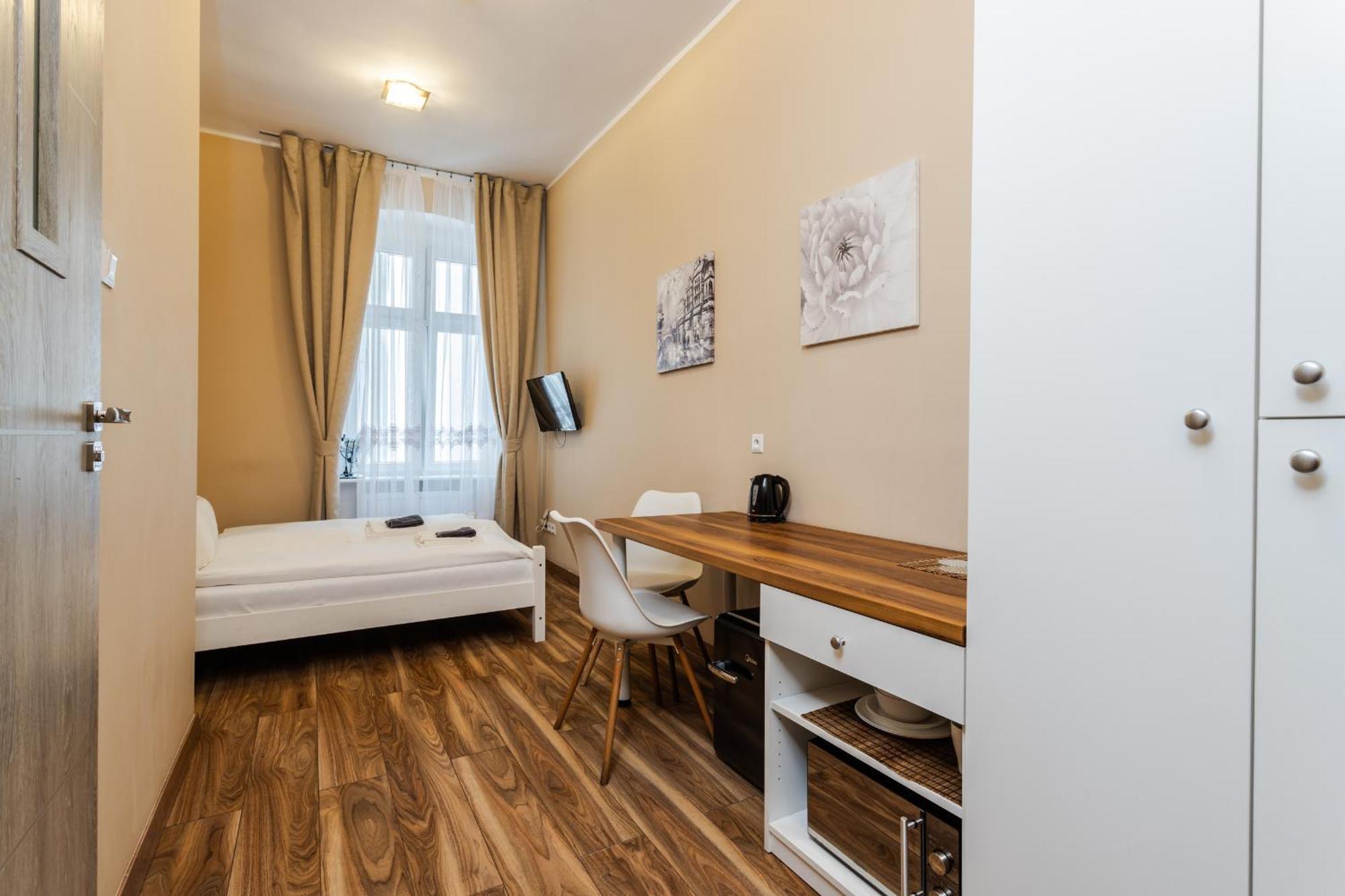 Functional And Comfortable Very Berry Studios In Poznan By Noclegi Renters Экстерьер фото