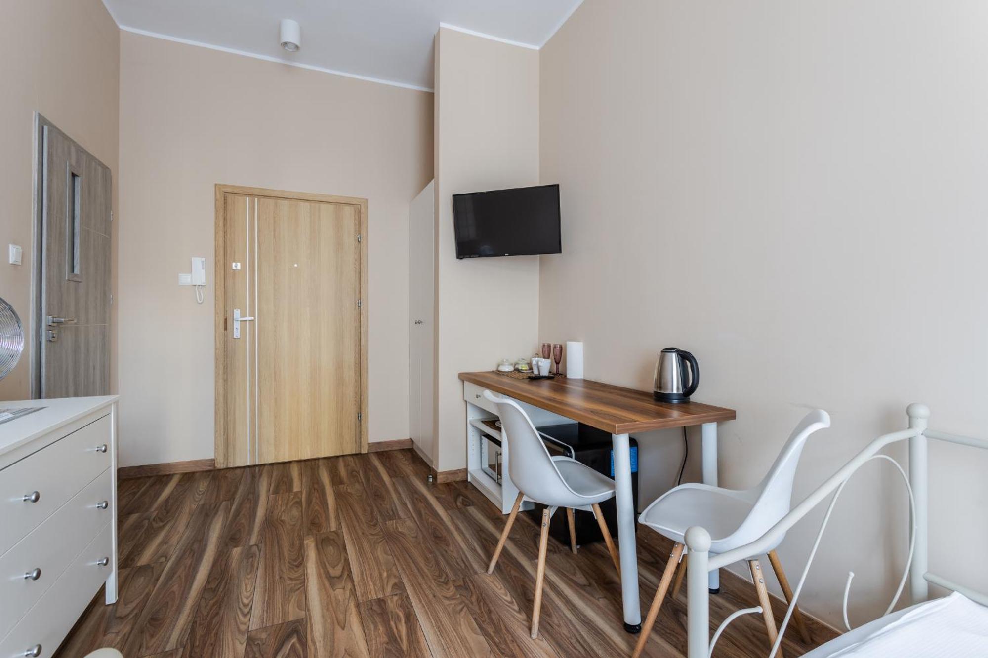 Very Berry - Glogowska 35M10 - Mtp Apartments - Self Check In 24H - Познань Экстерьер фото