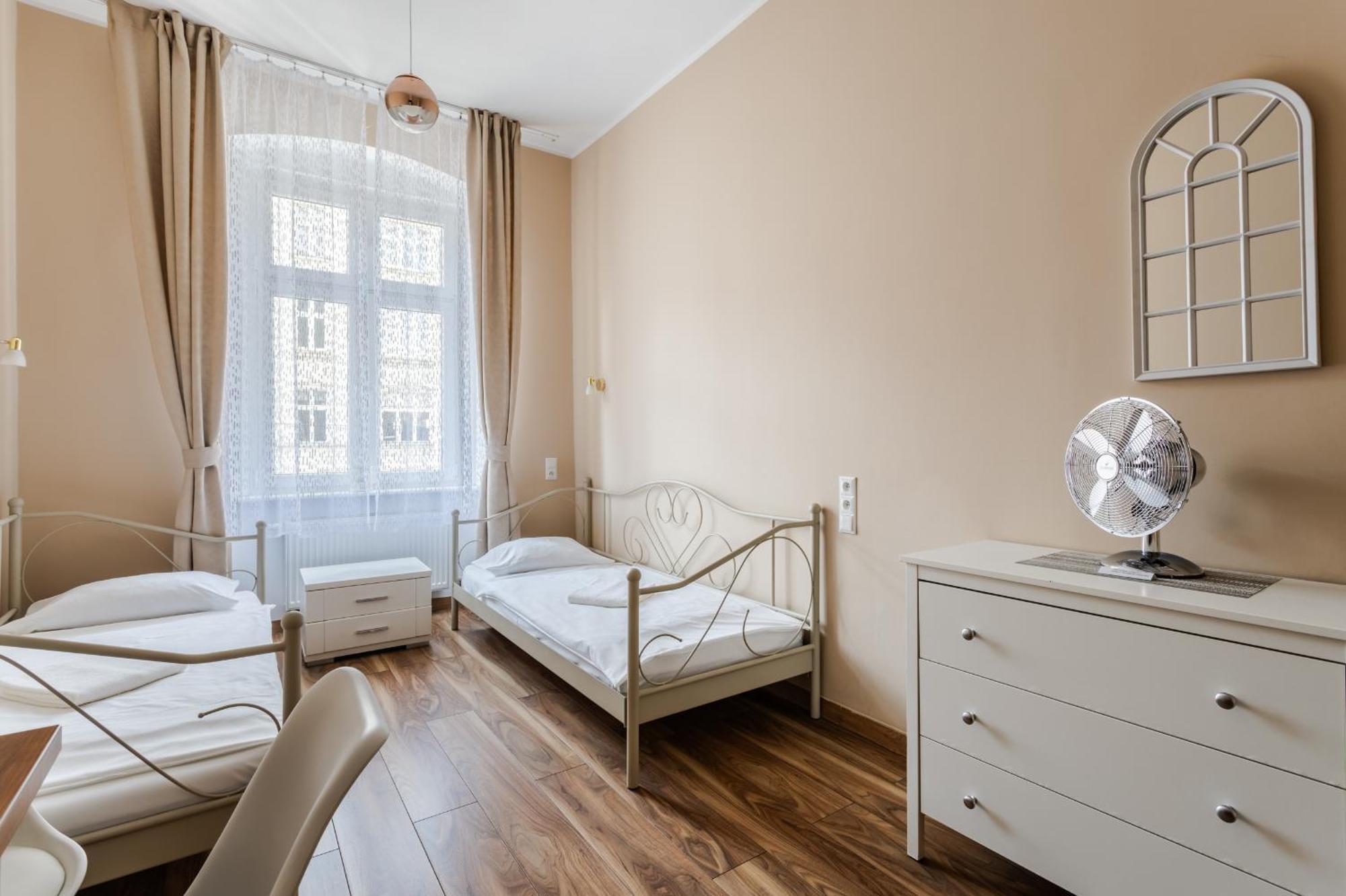 Functional And Comfortable Very Berry Studios In Poznan By Noclegi Renters Экстерьер фото