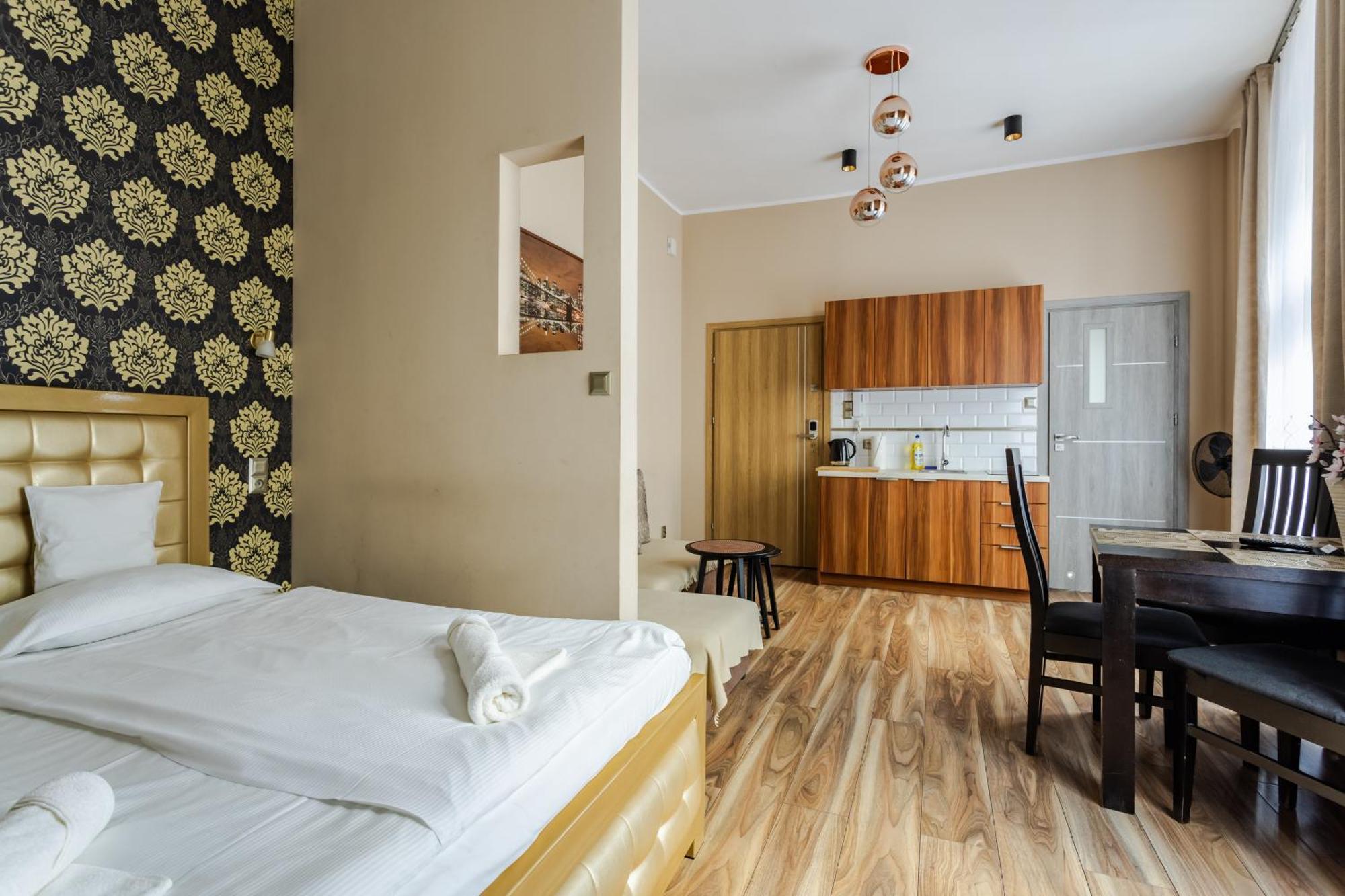 Functional And Comfortable Very Berry Studios In Poznan By Noclegi Renters Экстерьер фото