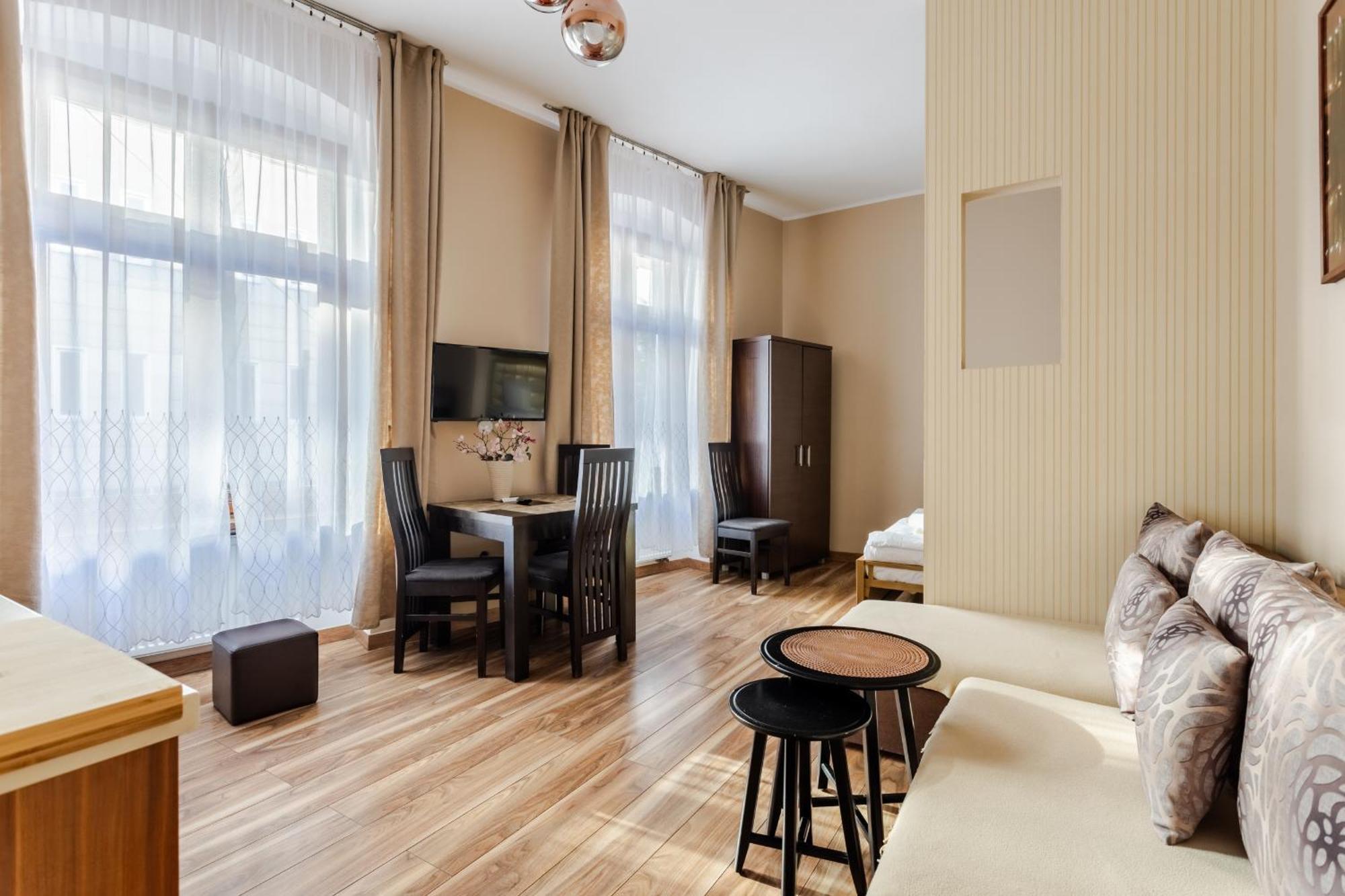 Functional And Comfortable Very Berry Studios In Poznan By Noclegi Renters Экстерьер фото