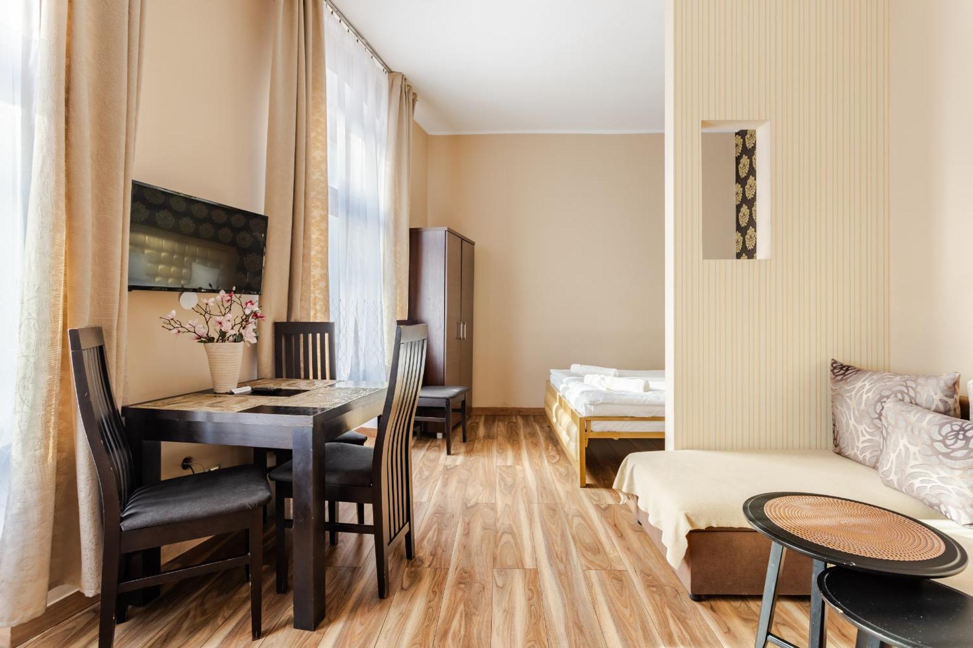 Functional And Comfortable Very Berry Studios In Poznan By Noclegi Renters Экстерьер фото