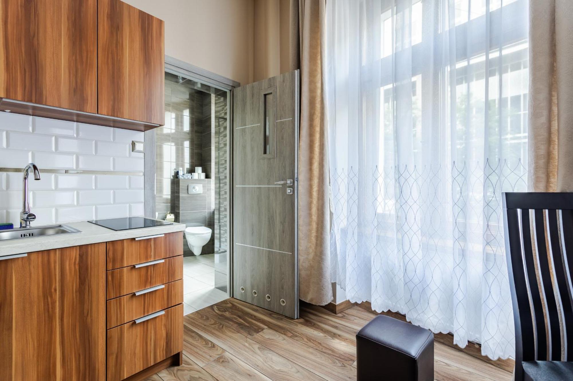 Functional And Comfortable Very Berry Studios In Poznan By Noclegi Renters Экстерьер фото
