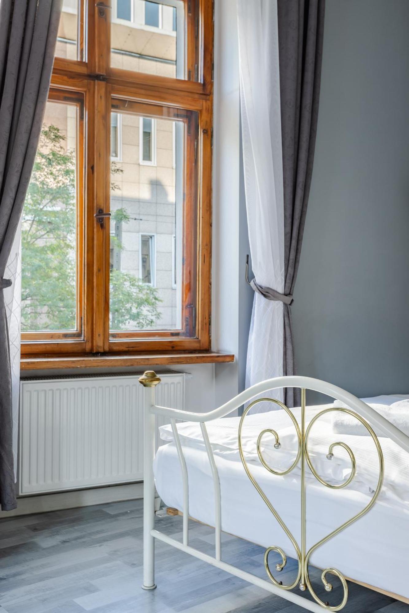 Functional And Comfortable Very Berry Studios In Poznan By Noclegi Renters Экстерьер фото