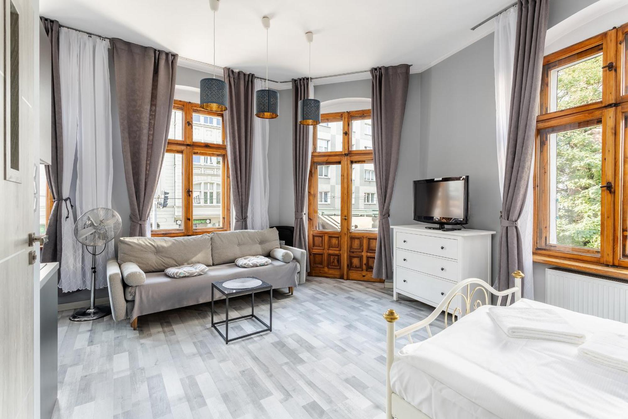 Functional And Comfortable Very Berry Studios In Poznan By Noclegi Renters Экстерьер фото