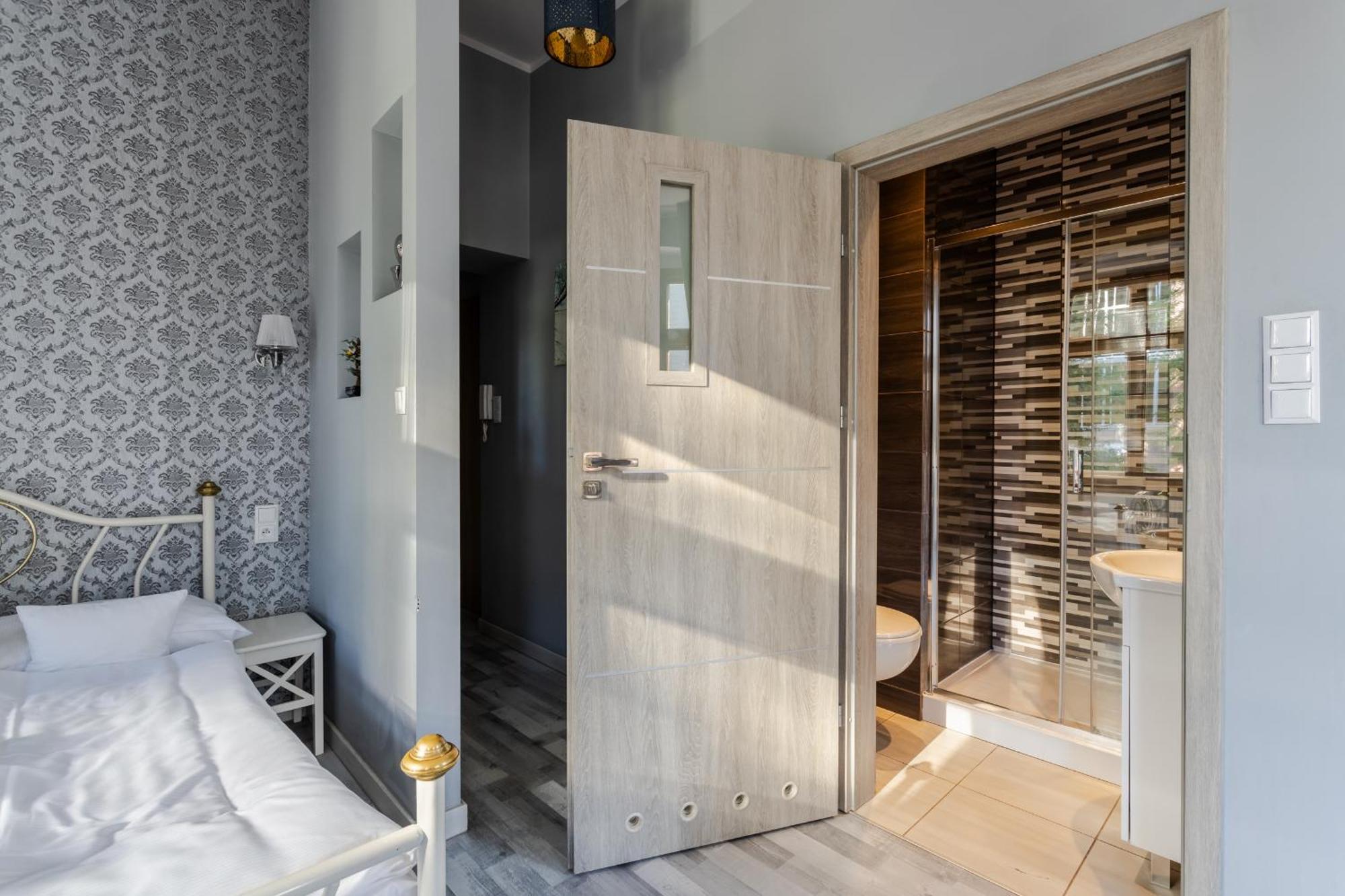 Functional And Comfortable Very Berry Studios In Poznan By Noclegi Renters Экстерьер фото